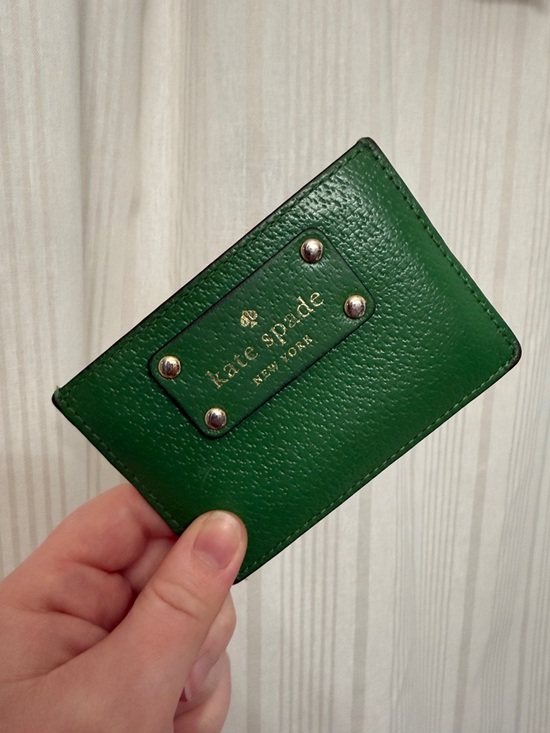 kate spade Handbags - Kate Spade ♠️ Emerald Green Card Holder Wallet